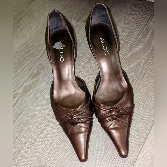 Aldo | Metallic Brown | Izzy Knot |Leather | Pointed Toe | Kitten Heels | Size 8 - Picture 6 of 12